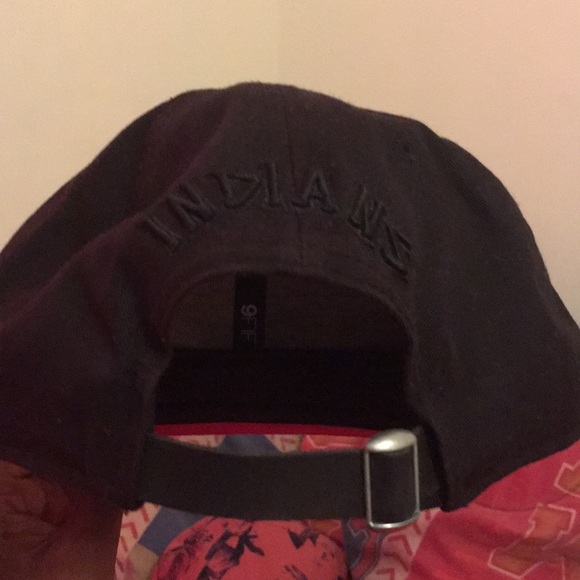 Hat - Picture 2 of 3